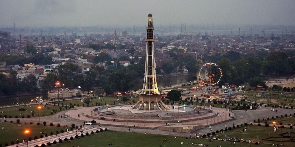 Flydubai Airlines Lahore City office in Pakistan