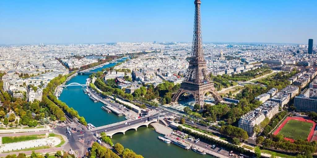 EVA Air Paris City Office In France