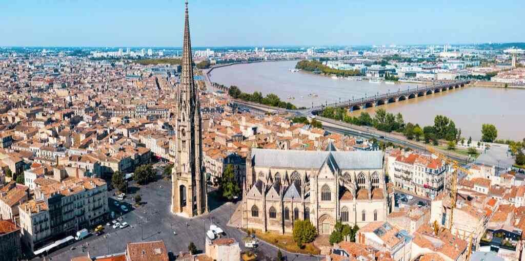 Wizz Air Bordeaux City Office in France